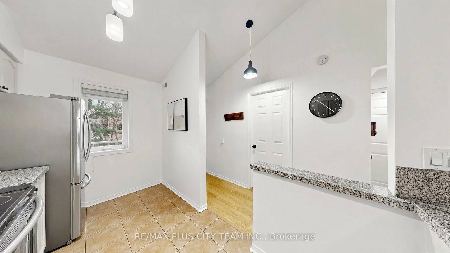 55, Bristol, Hurontario, Mississauga