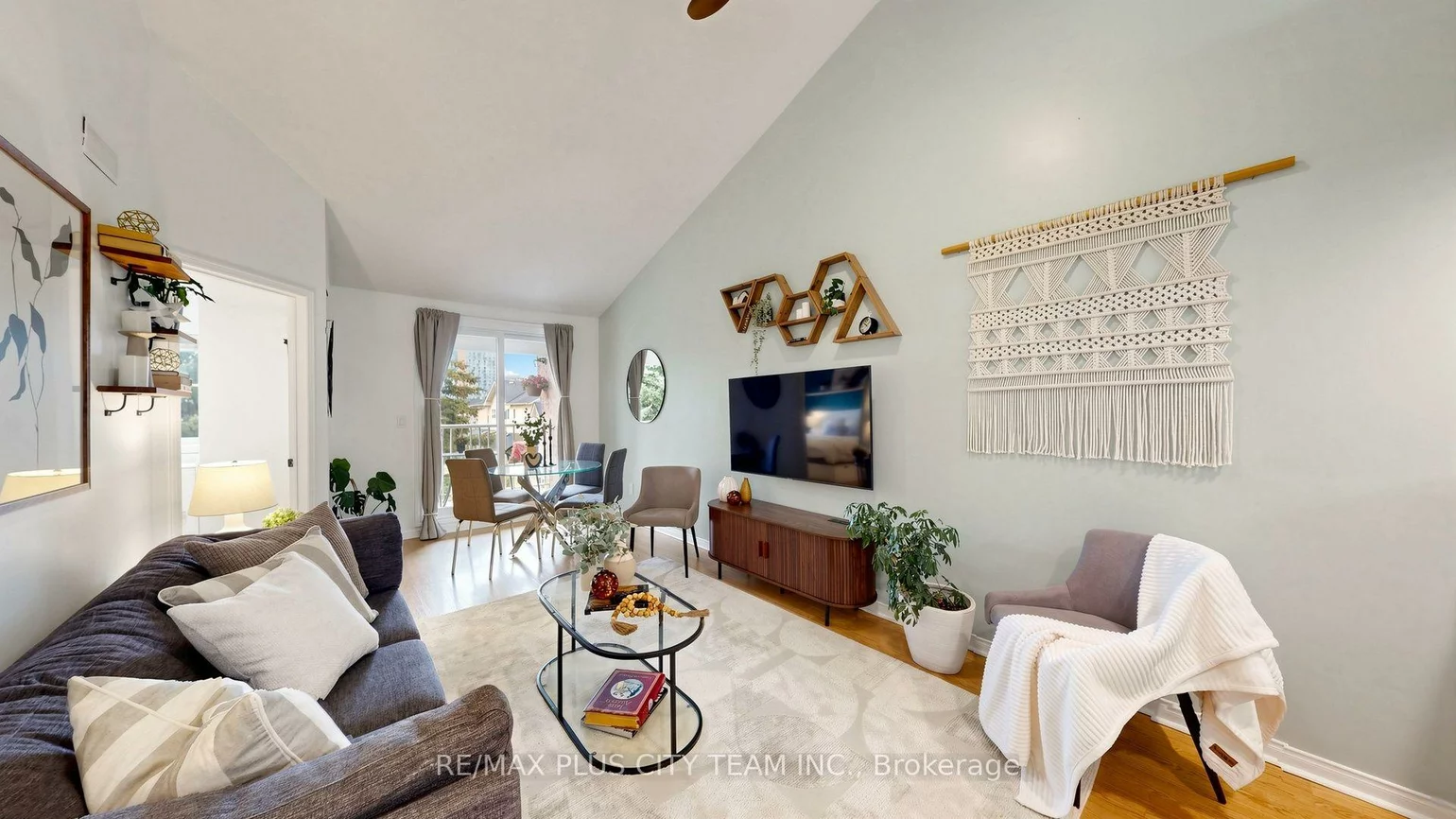 55, Bristol, Hurontario, Mississauga