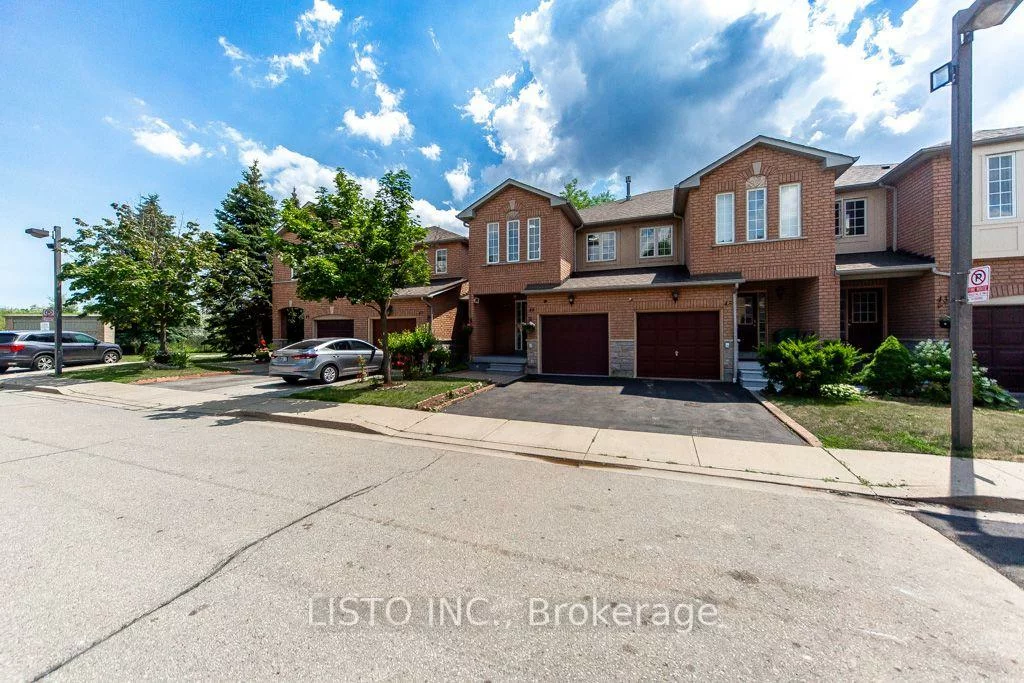 7115, Rexwood, Malton, Mississauga