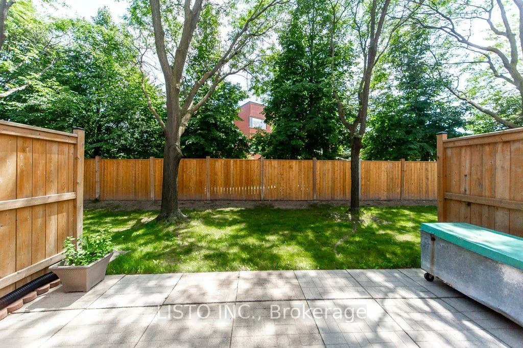 7115, Rexwood, Malton, Mississauga