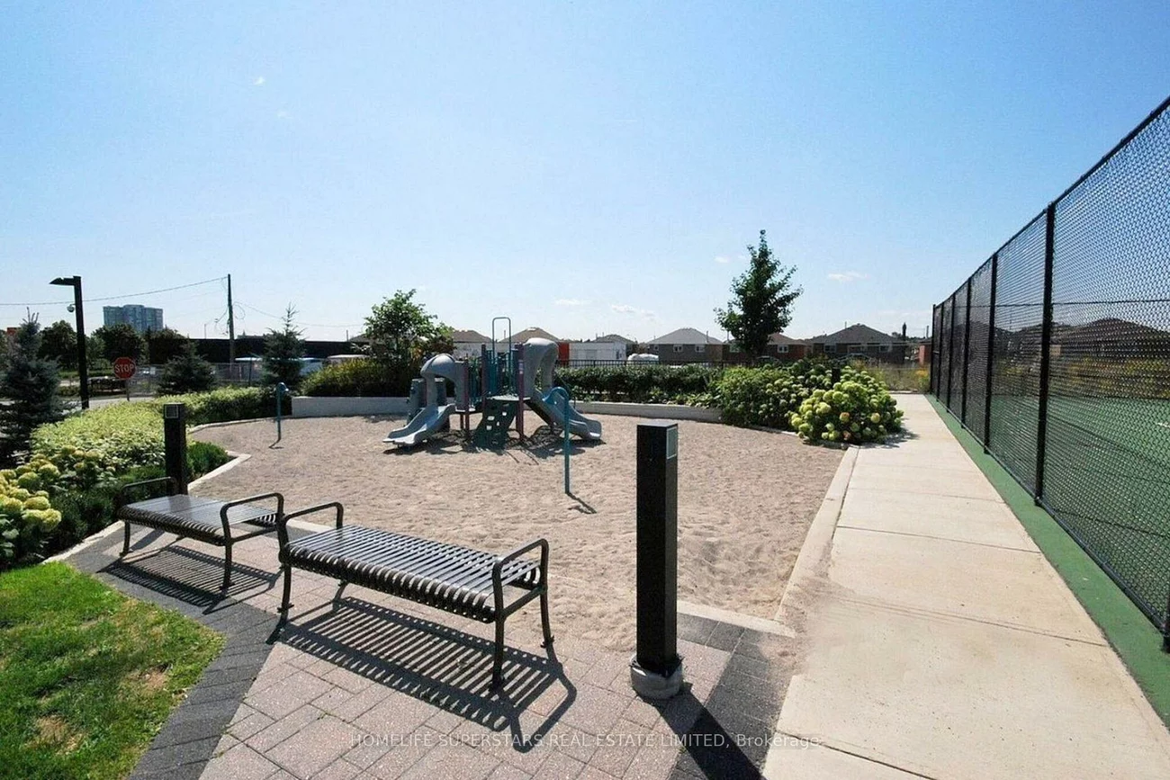 349, Rathburn, City Centre, Mississauga