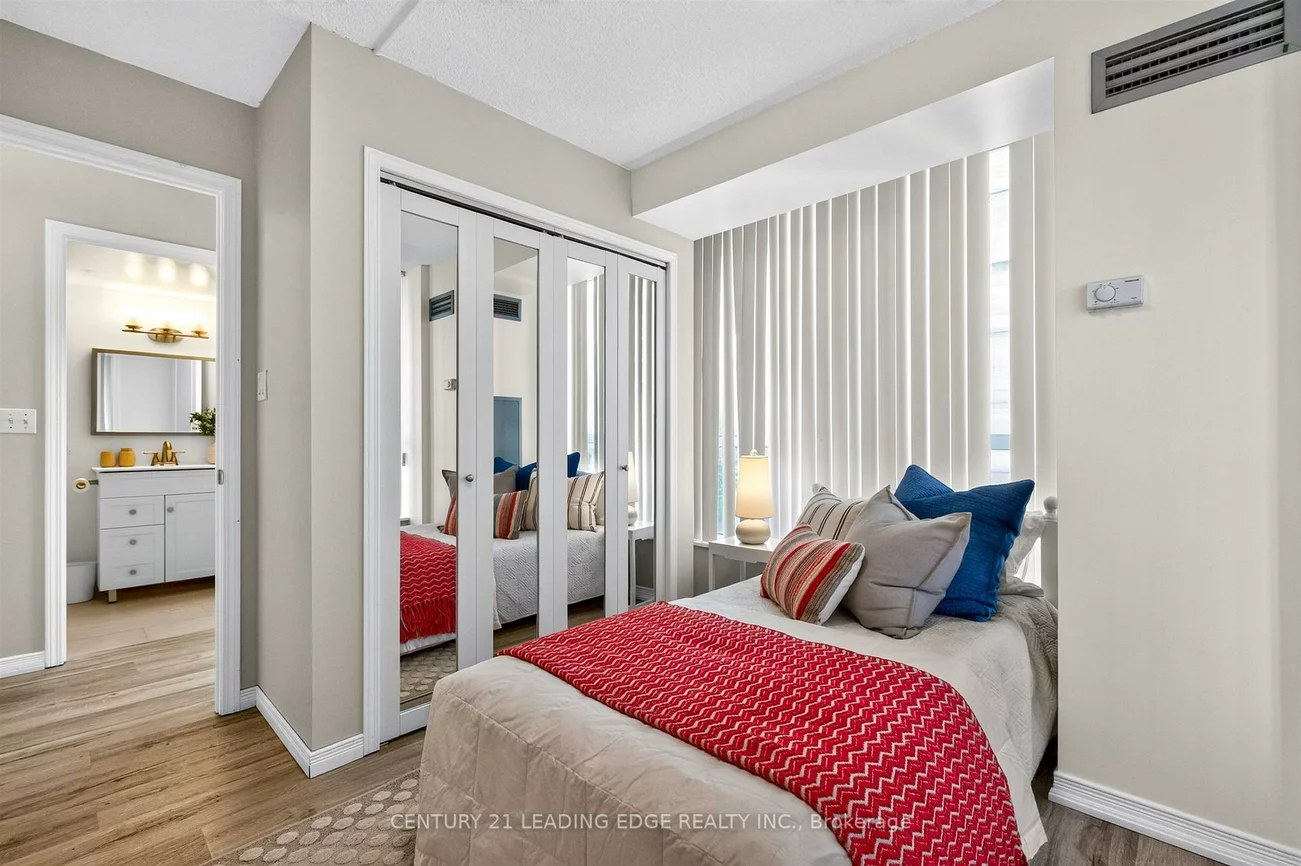 2585, Erin Centre, Central Erin Mills, Mississauga