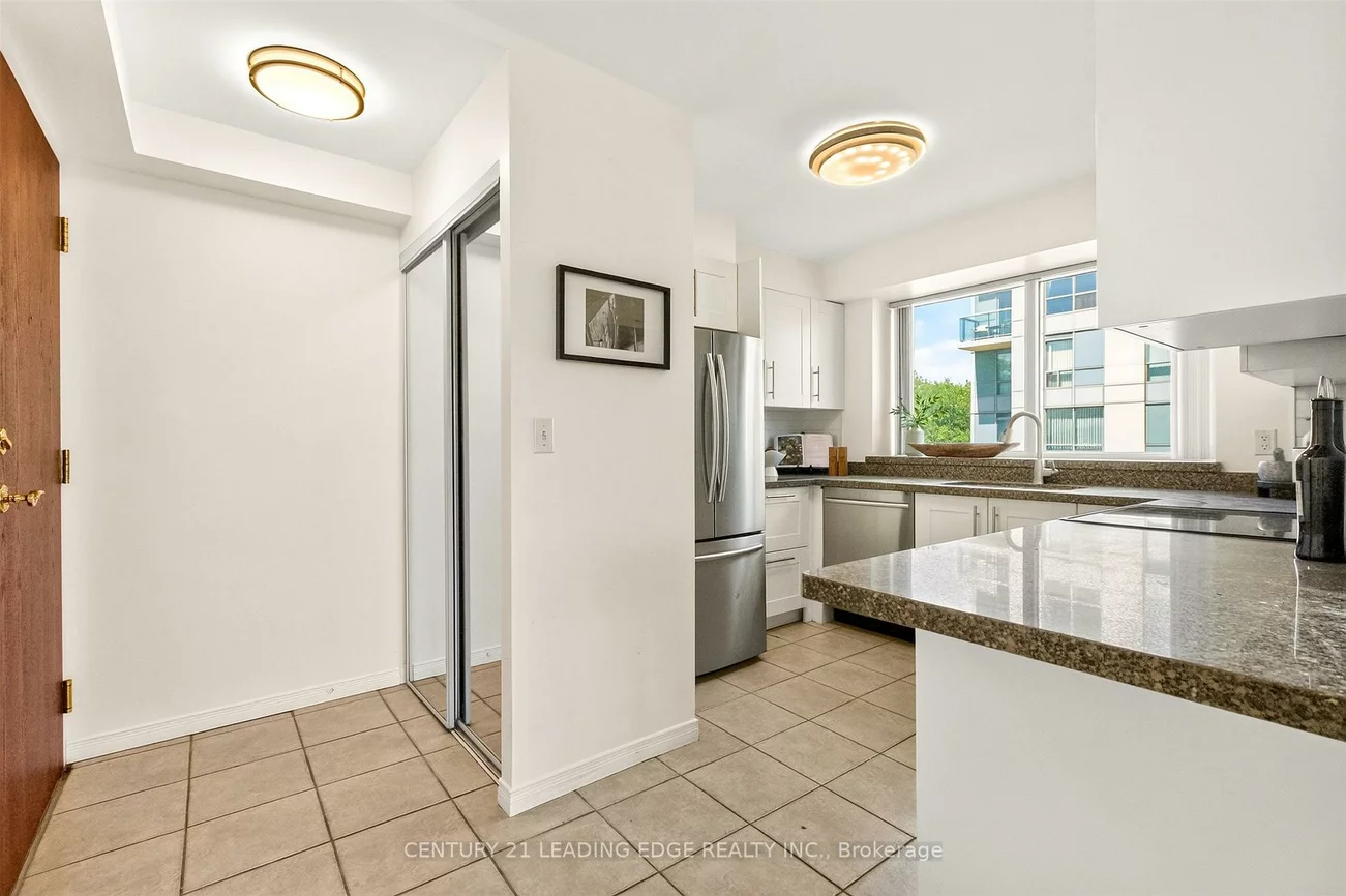 2585, Erin Centre, Central Erin Mills, Mississauga