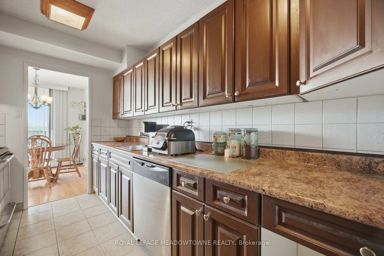 2929, Aquitaine, Meadowvale, Mississauga