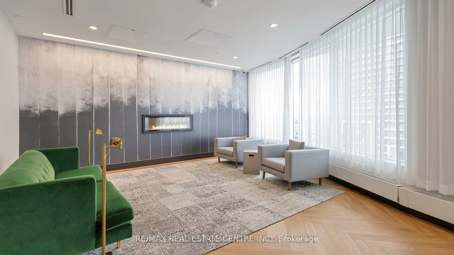 2520, Eglinton, Central Erin Mills, Mississauga