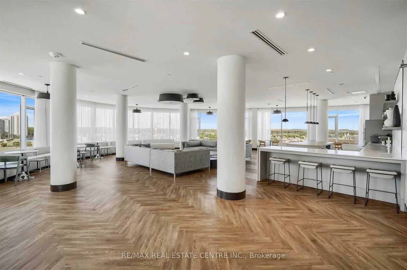 2520, Eglinton, Central Erin Mills, Mississauga