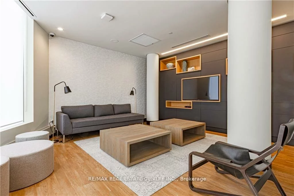 2520, Eglinton, Central Erin Mills, Mississauga