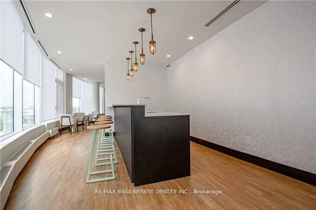 2520, Eglinton, Central Erin Mills, Mississauga