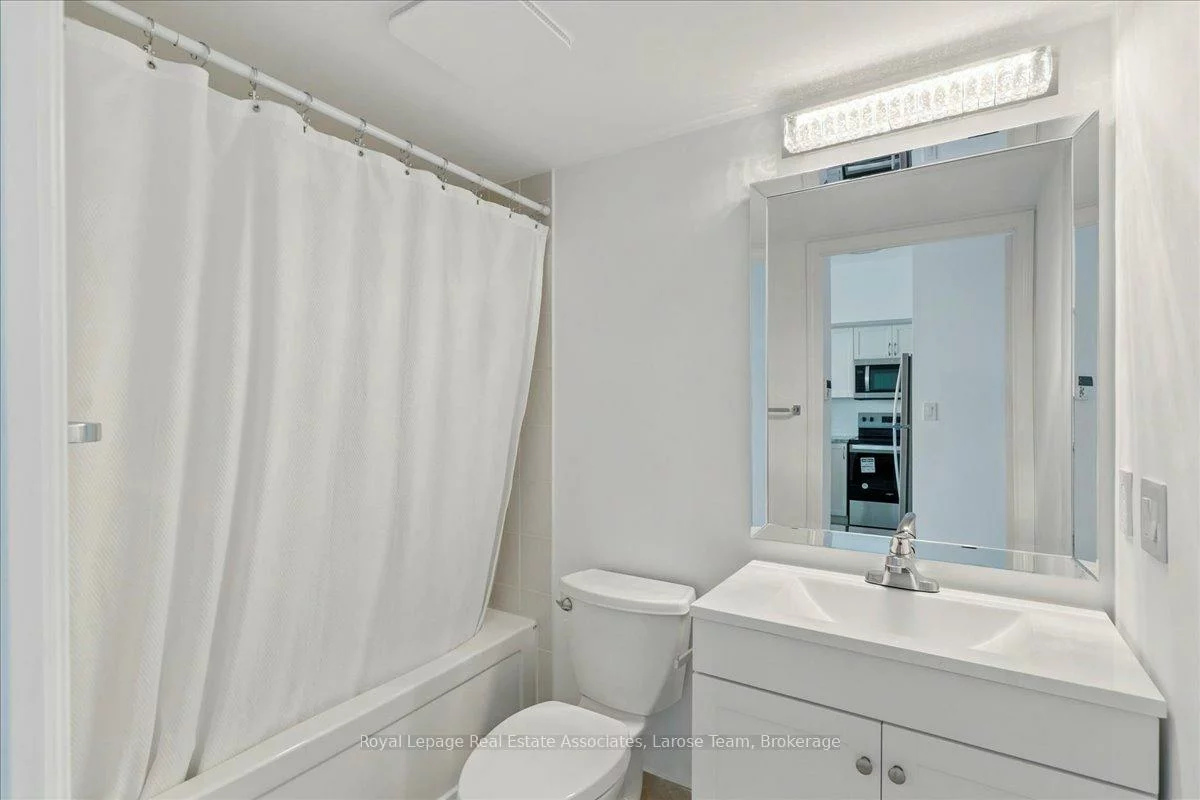 208, Enfield, City Centre, Mississauga