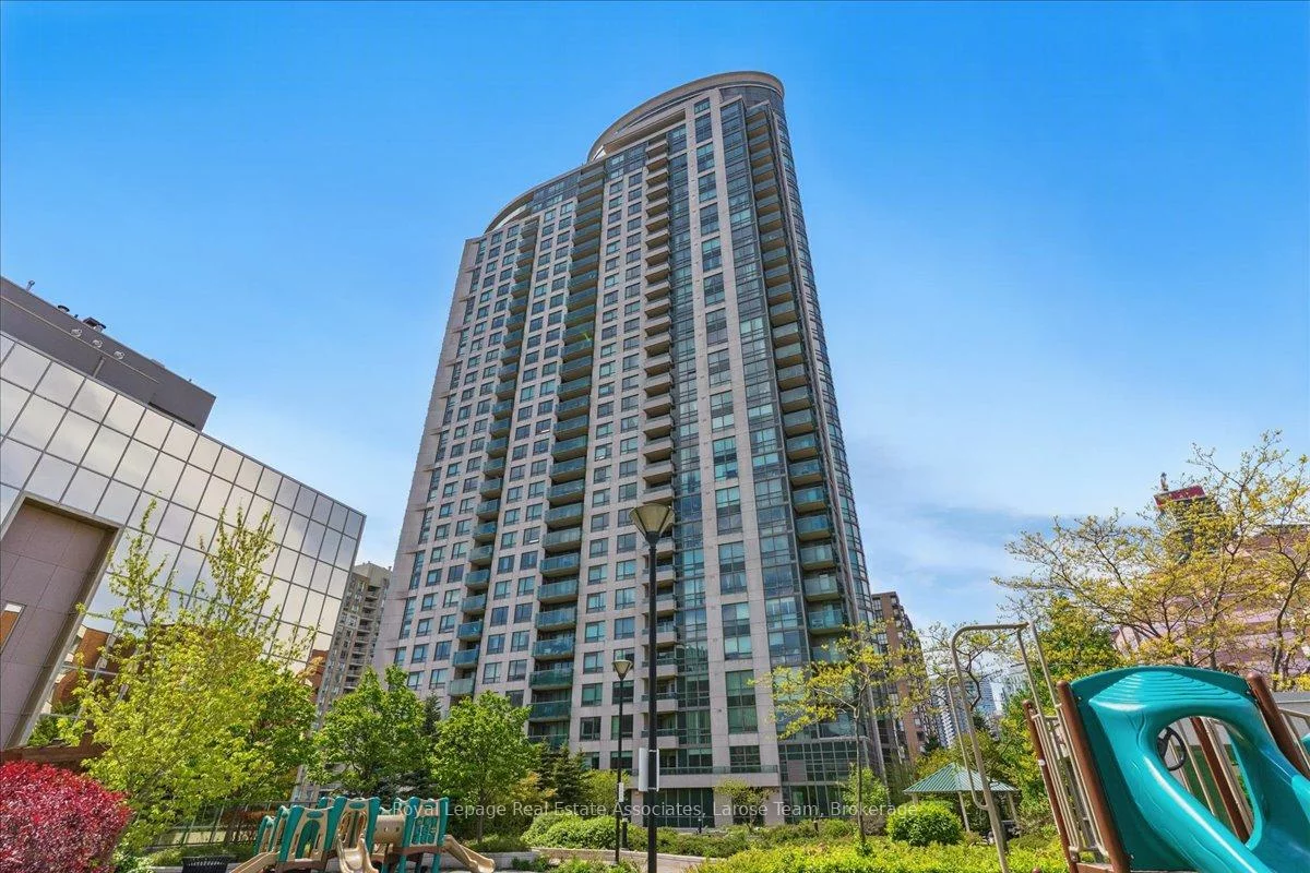 208, Enfield, City Centre, Mississauga
