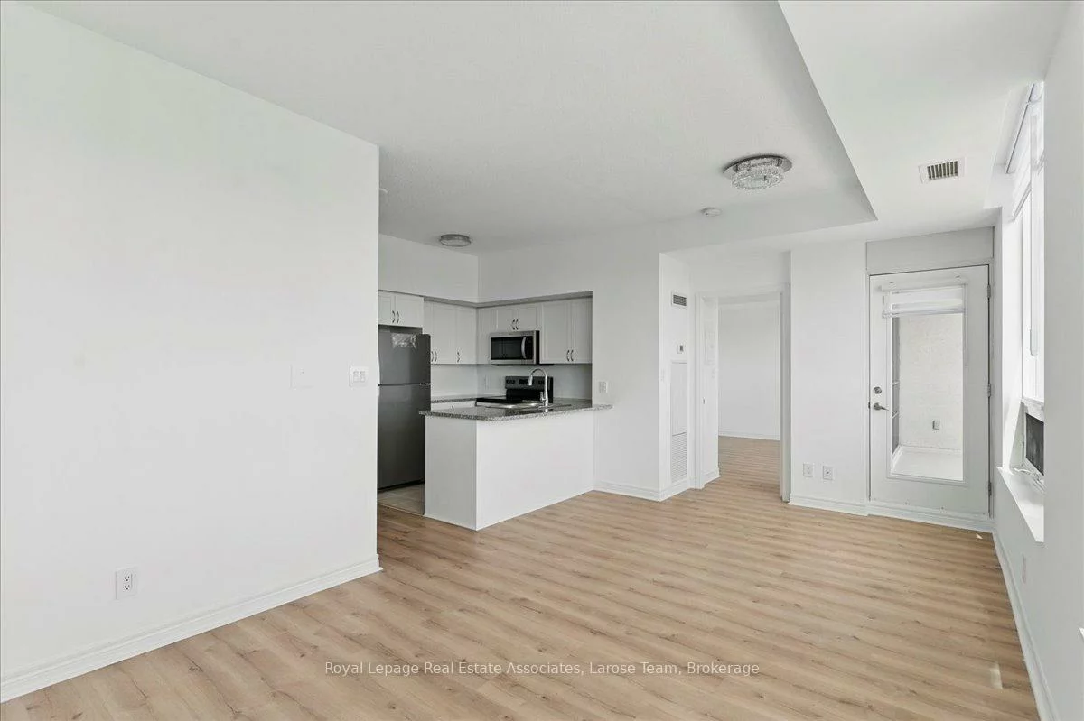 208, Enfield, City Centre, Mississauga