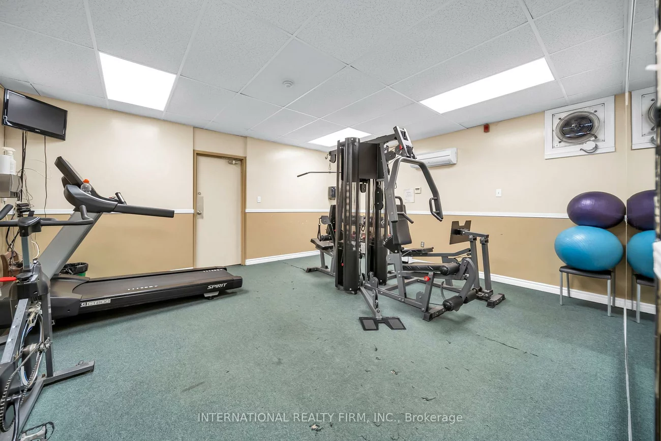 1615, Bloor, Applewood, Mississauga