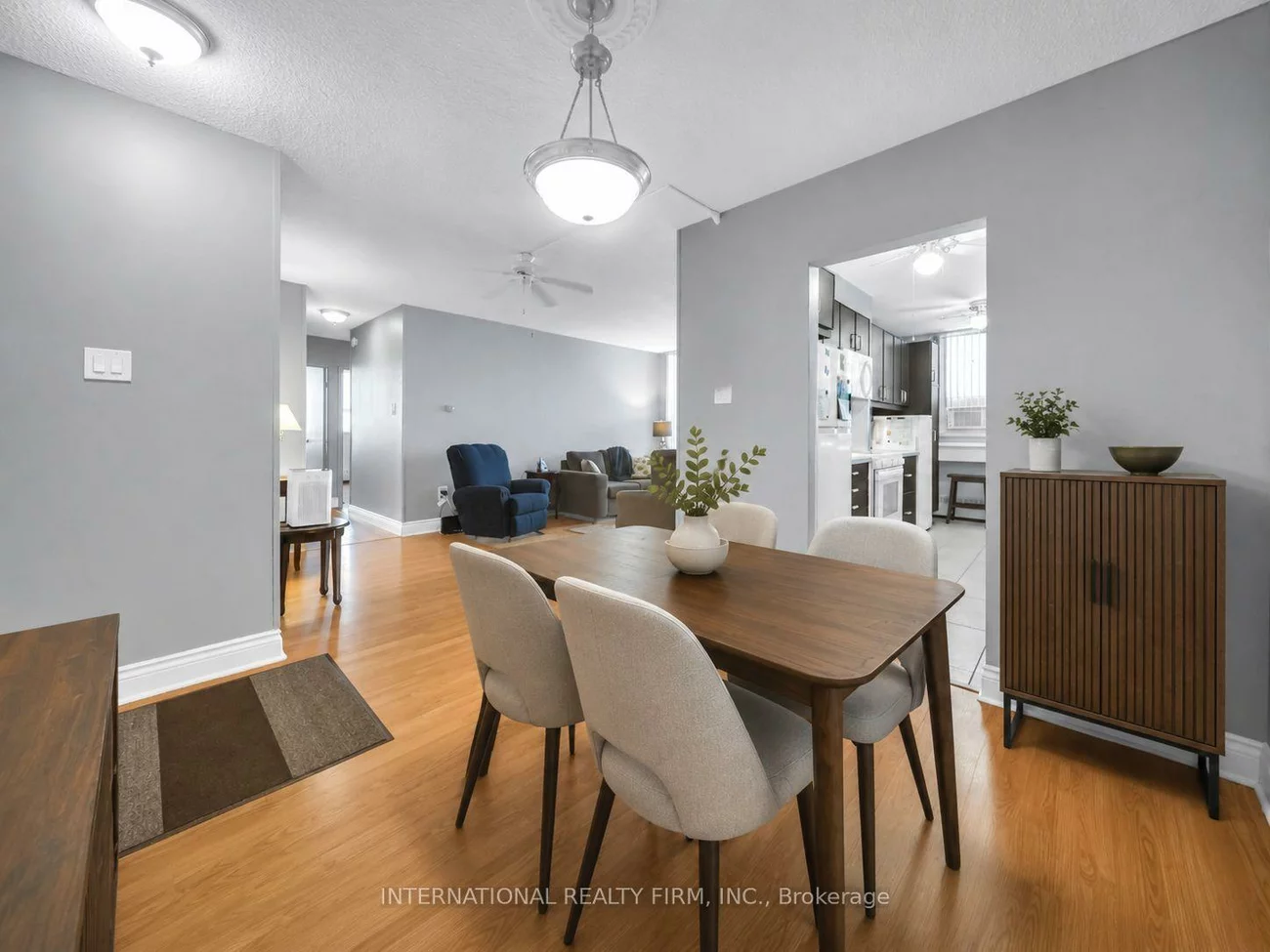 1615, Bloor, Applewood, Mississauga