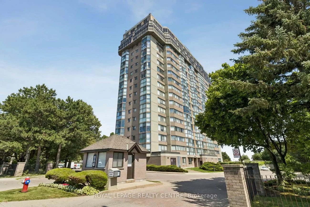 880, Dundas, Erindale, Mississauga