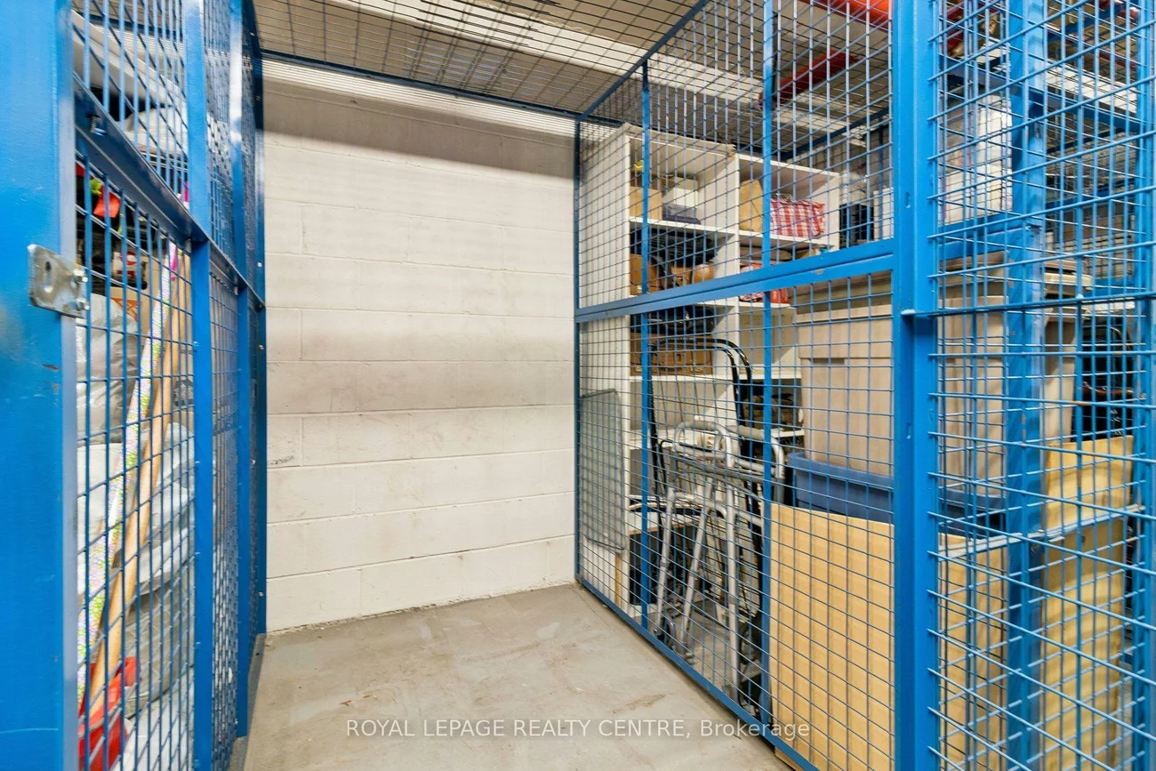 880, Dundas, Erindale, Mississauga