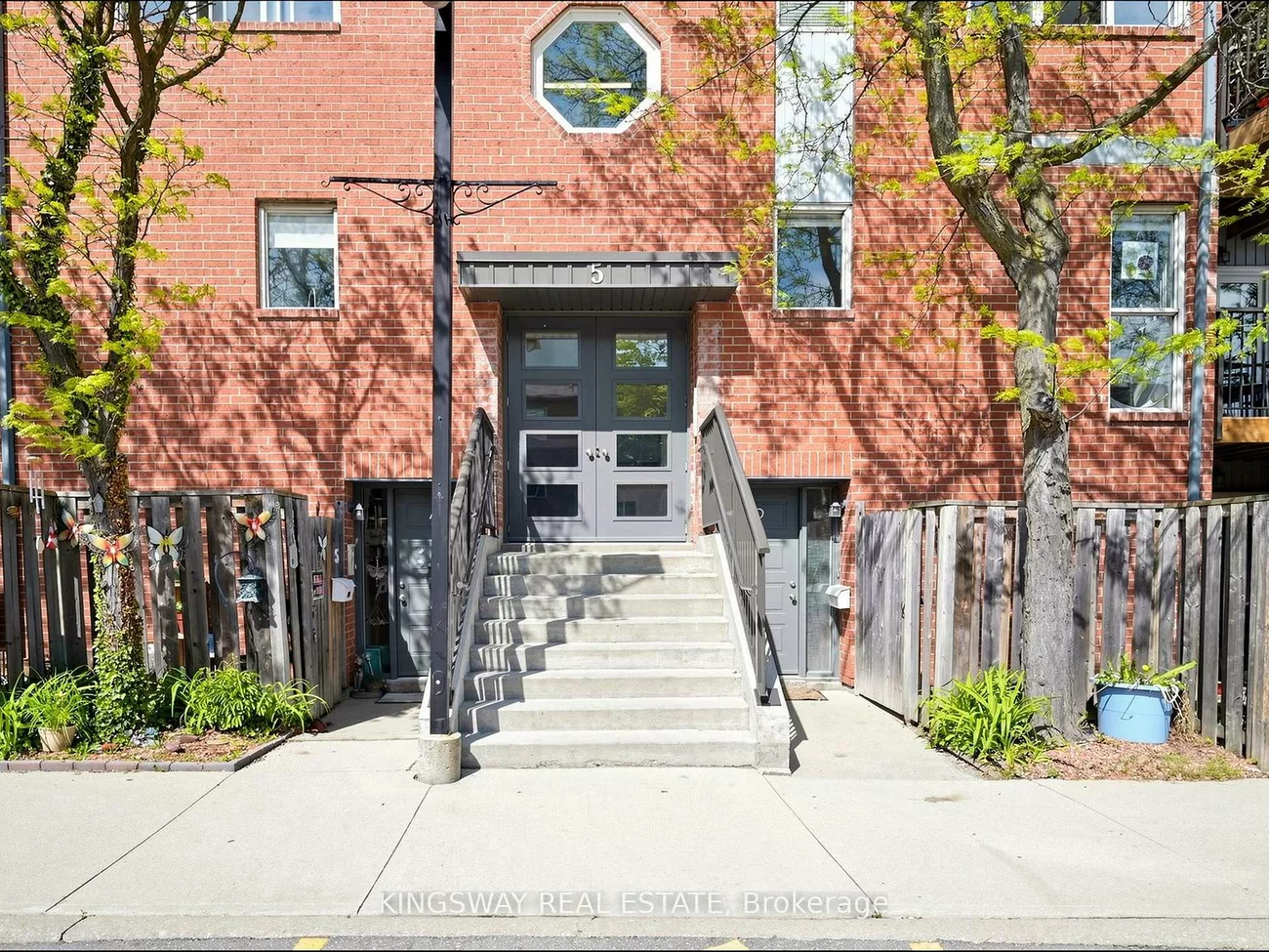 2866, Battleford, Meadowvale, Mississauga