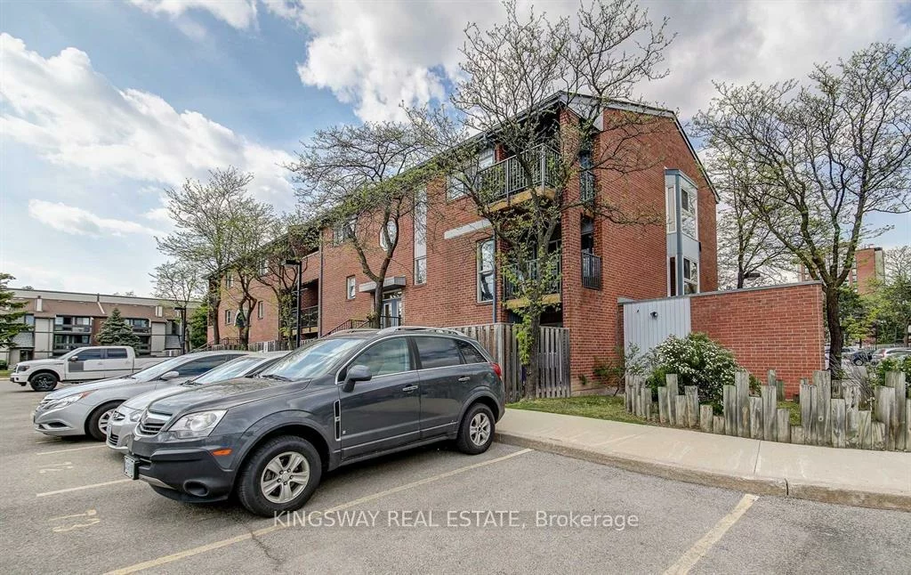 2866, Battleford, Meadowvale, Mississauga