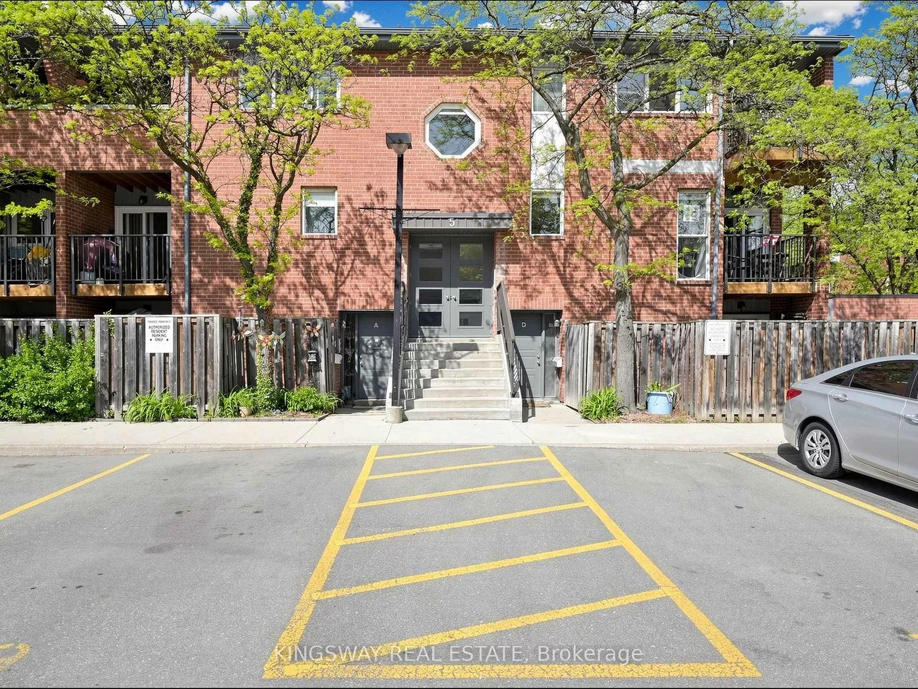 2866, Battleford, Meadowvale, Mississauga
