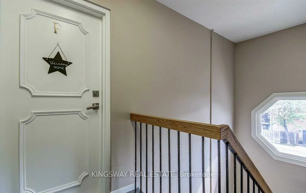 2866, Battleford, Meadowvale, Mississauga