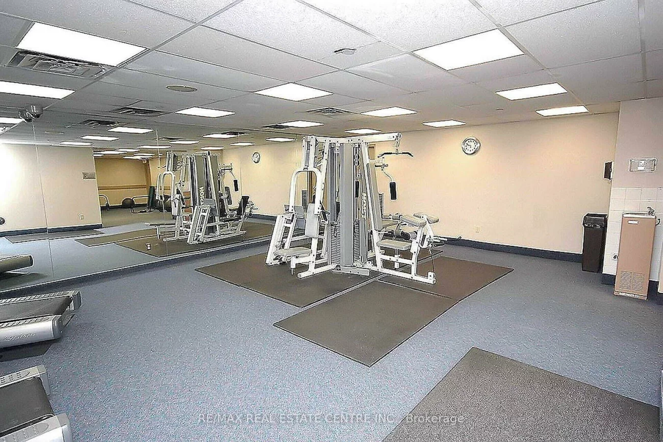 335, Webb, City Centre, Mississauga