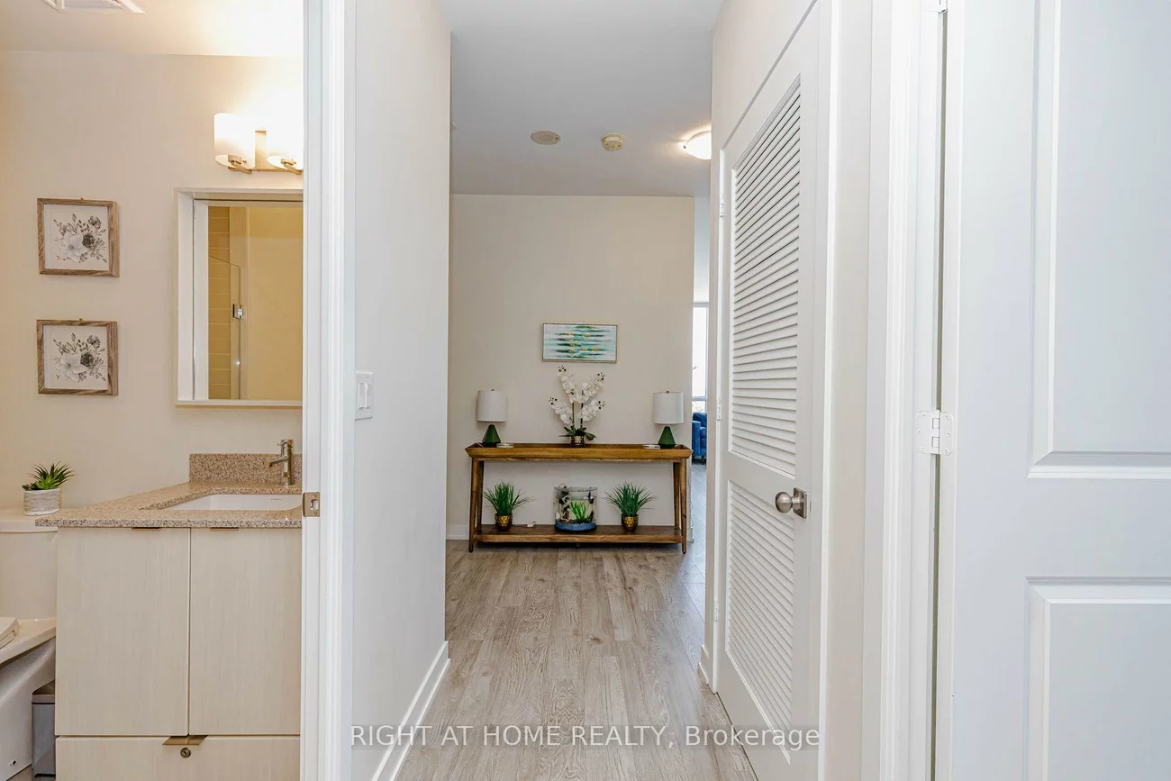 4633, Glen Erin, Central Erin Mills, Mississauga