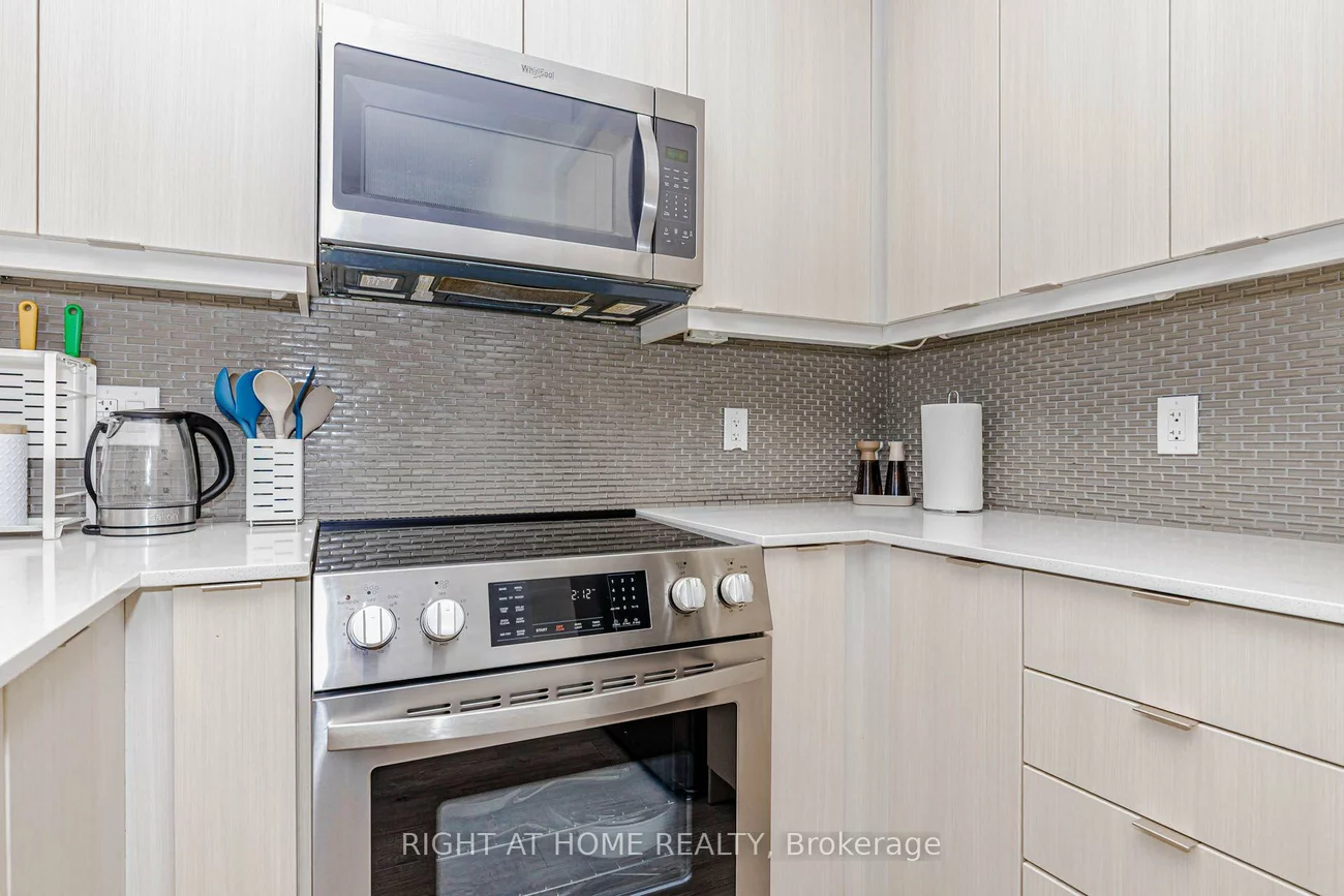 4633, Glen Erin, Central Erin Mills, Mississauga