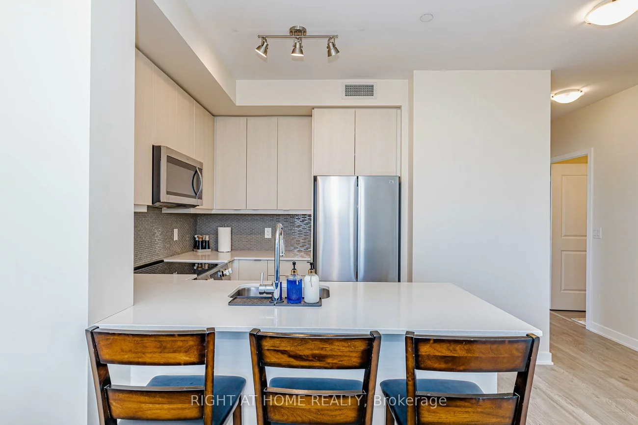 4633, Glen Erin, Central Erin Mills, Mississauga