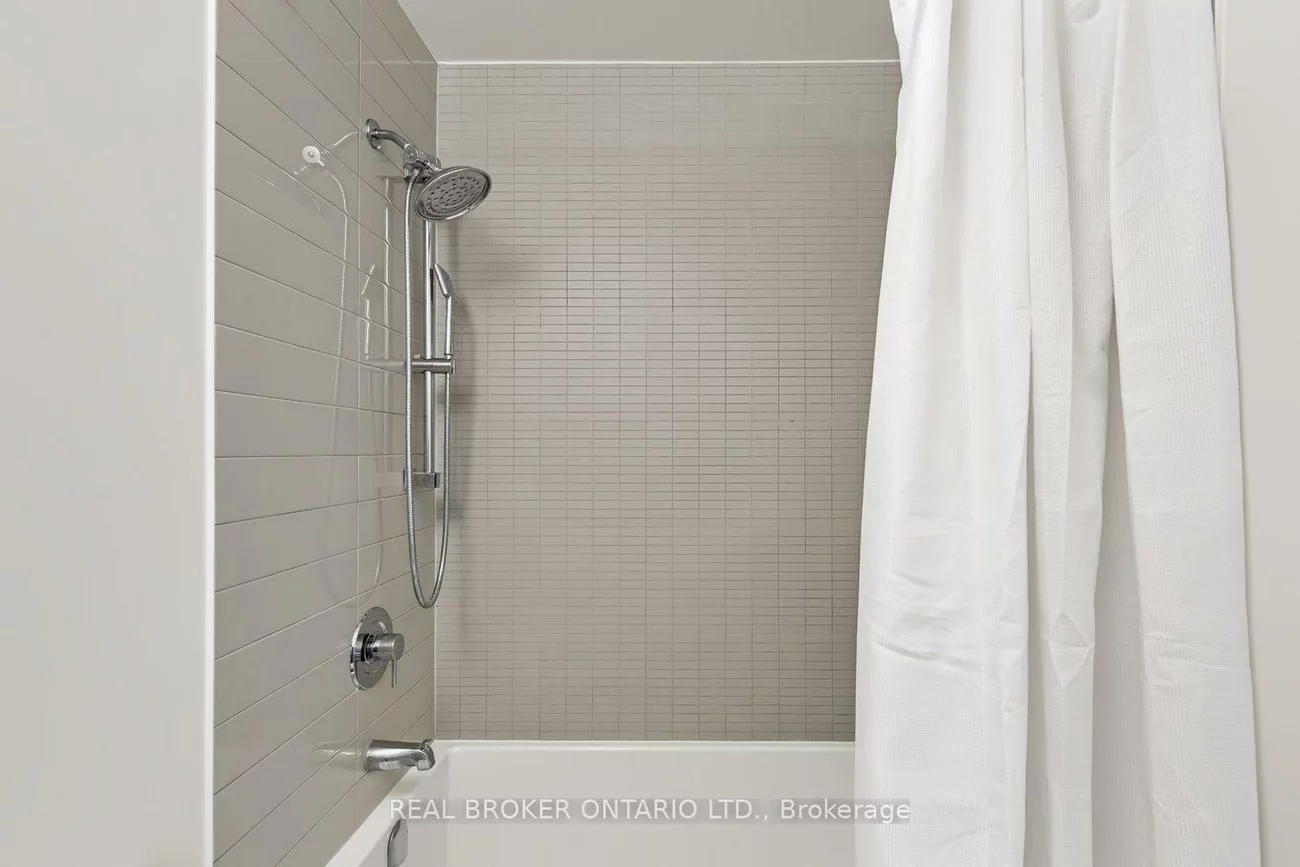 4633, Glen Erin, Central Erin Mills, Mississauga