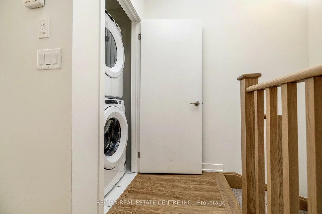 3409, Ridgeway, Erin Mills, Mississauga