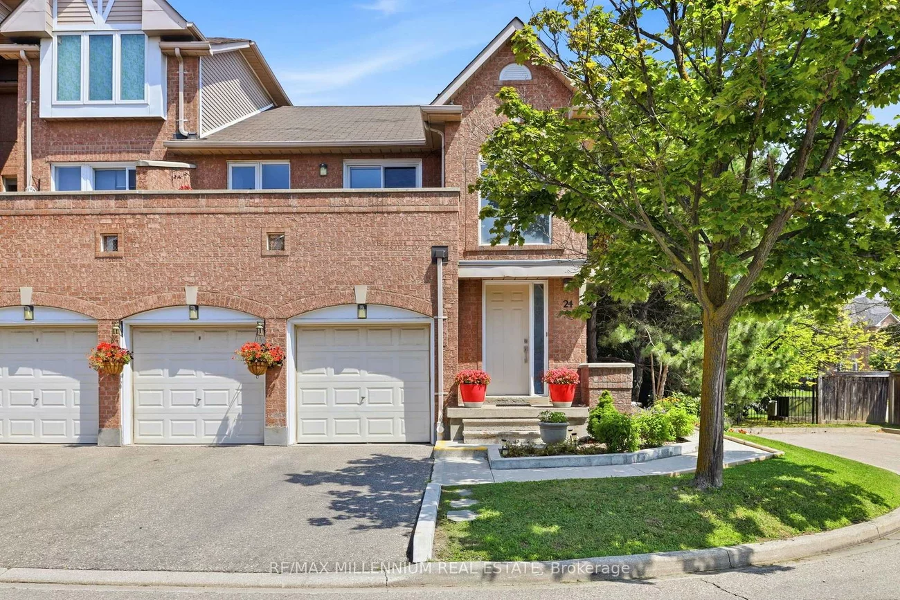 115, Bristol, Hurontario, Mississauga