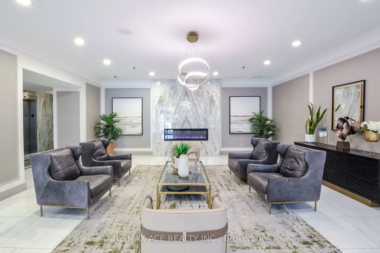 75, King, Cooksville, Mississauga