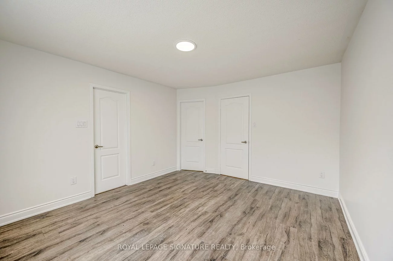 7360, Zinnia, Meadowvale Village, Mississauga