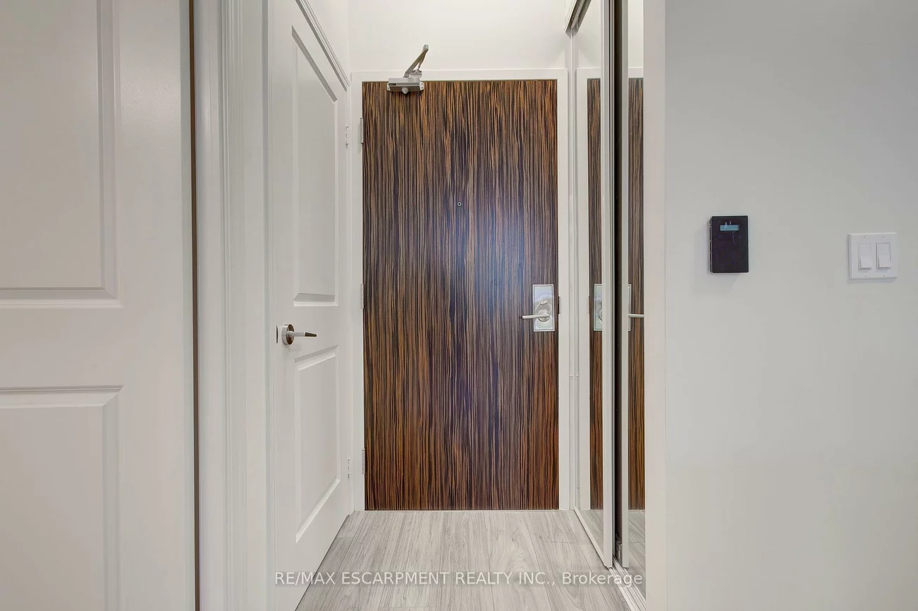 349, Rathburn, Creditview, Mississauga