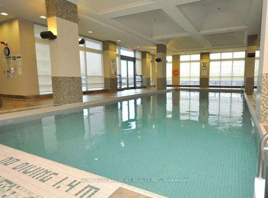 349, Rathburn, Creditview, Mississauga