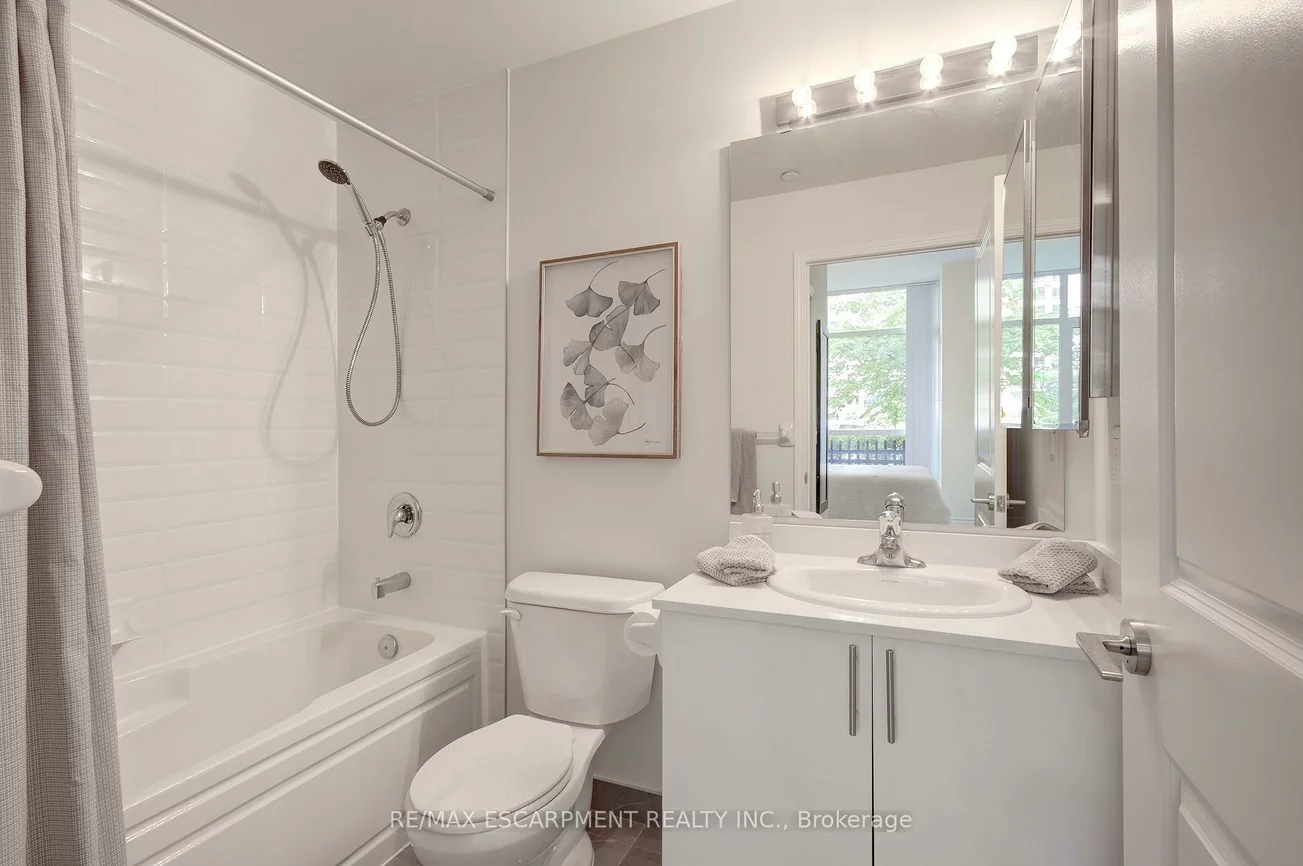 349, Rathburn, Creditview, Mississauga