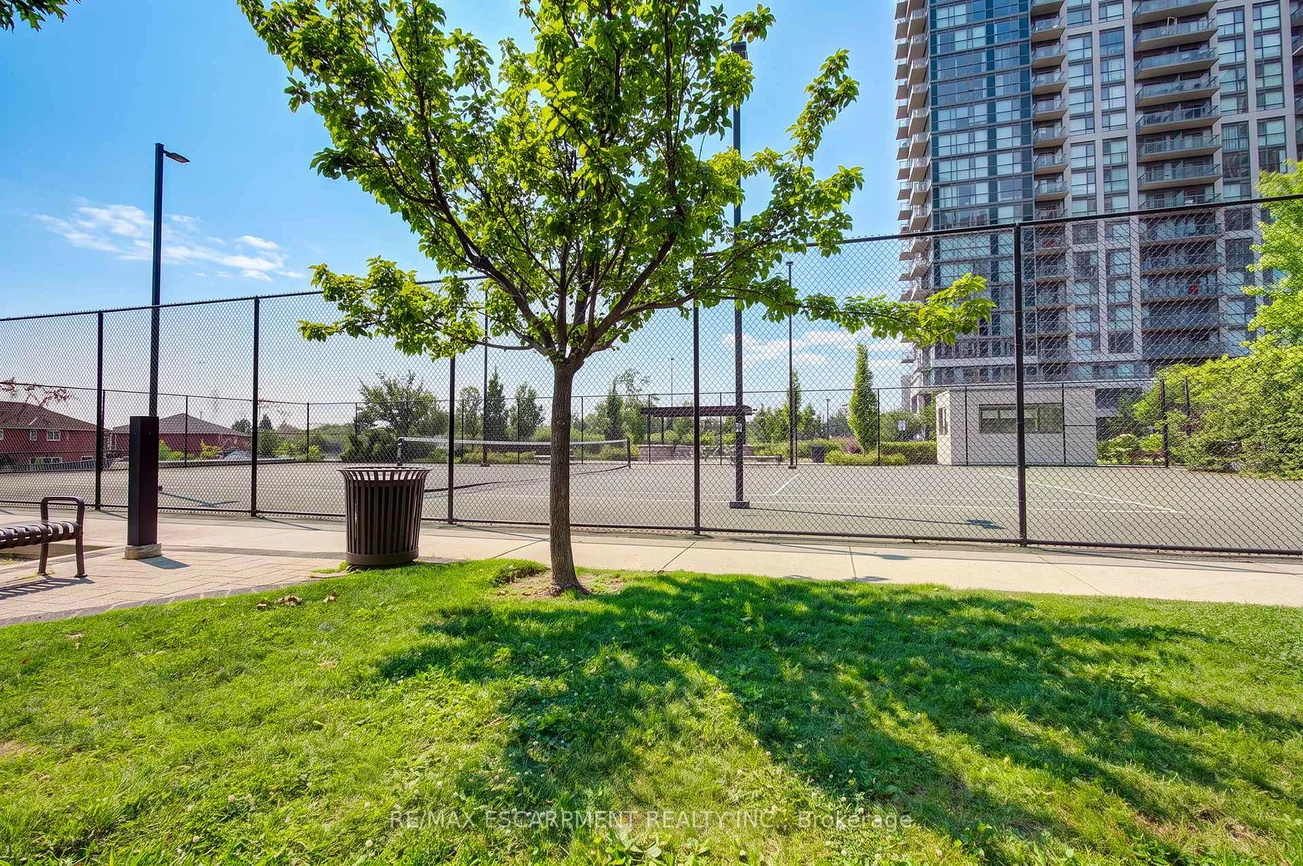 349, Rathburn, Creditview, Mississauga
