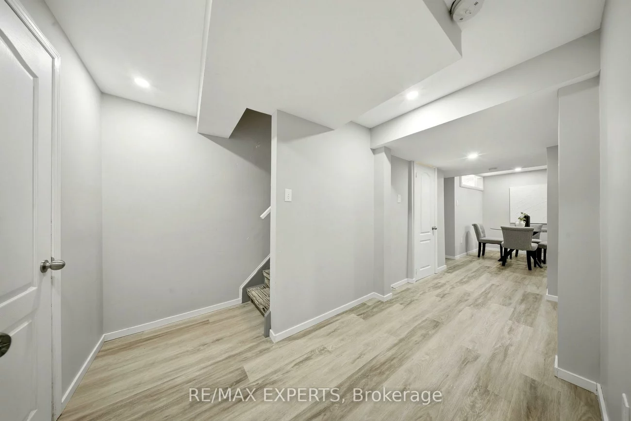 5910, Greensboro, Central Erin Mills, Mississauga