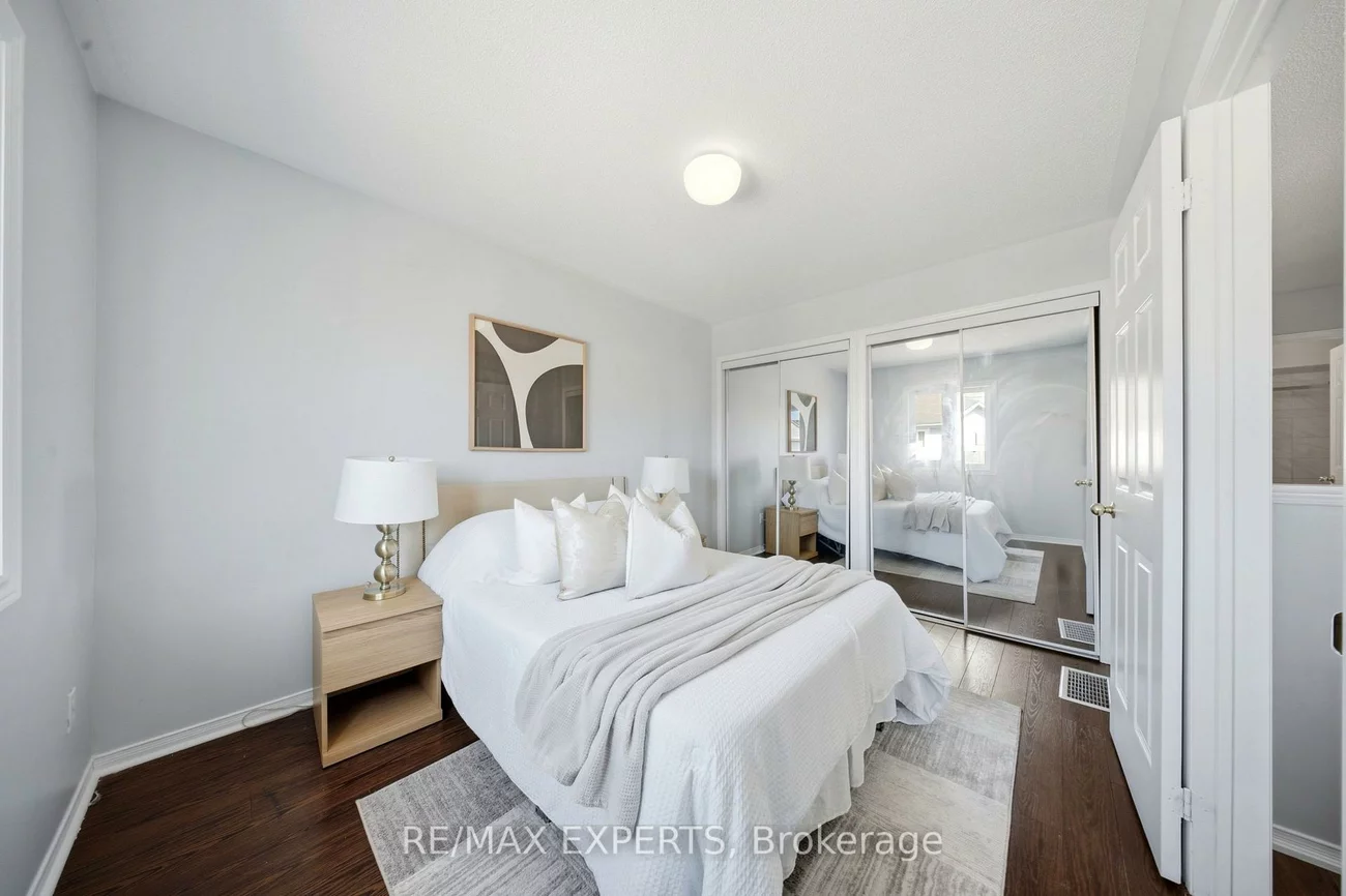 5910, Greensboro, Central Erin Mills, Mississauga