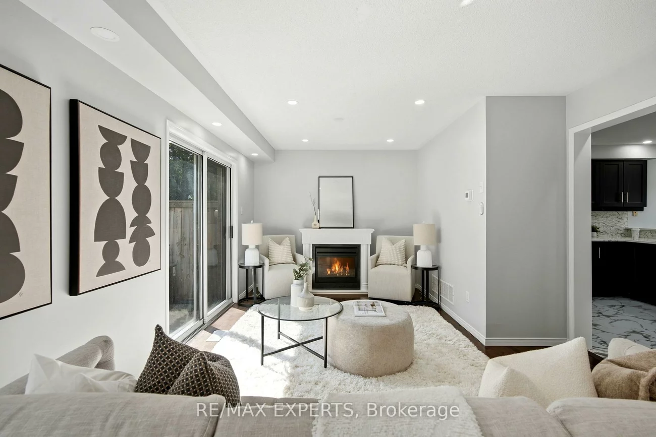 5910, Greensboro, Central Erin Mills, Mississauga