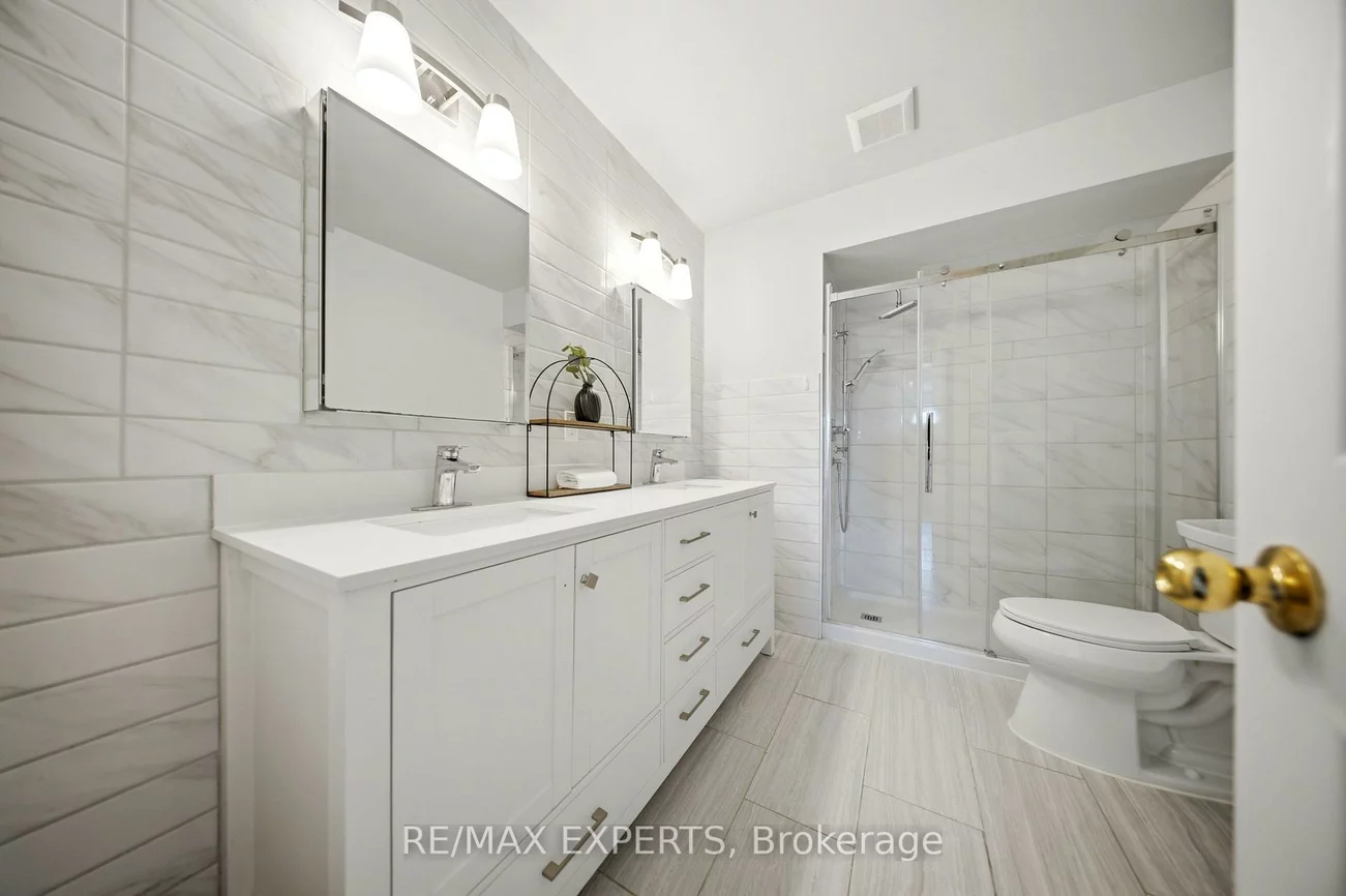 5910, Greensboro, Central Erin Mills, Mississauga