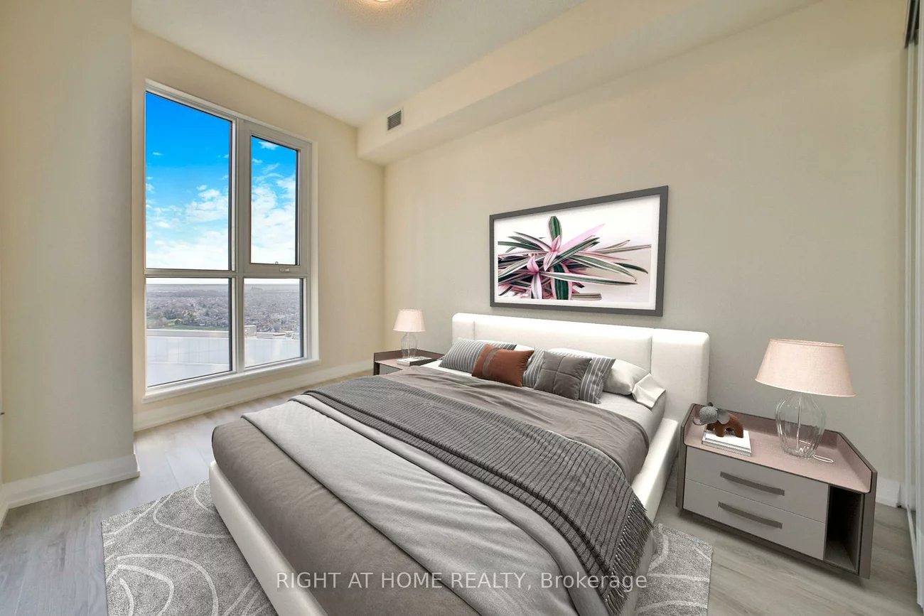 35, WATERGARDEN, Hurontario, Mississauga