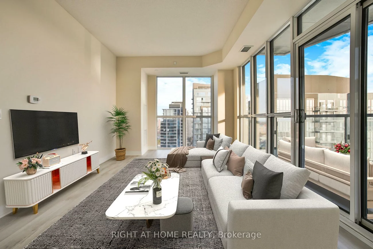 35, WATERGARDEN, Hurontario, Mississauga