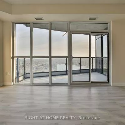 35, WATERGARDEN, Hurontario, Mississauga