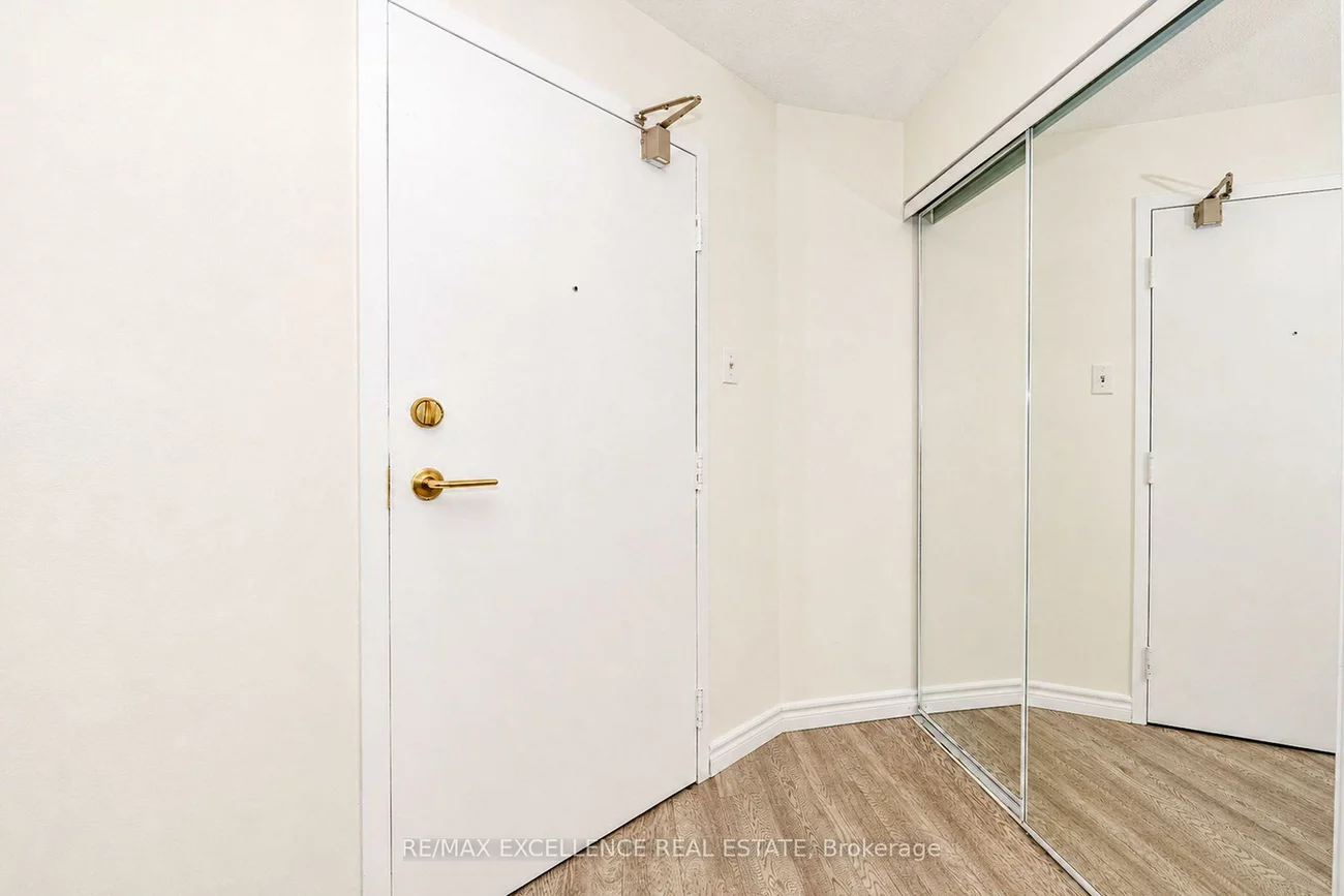 4205, Shipp, City Centre, Mississauga