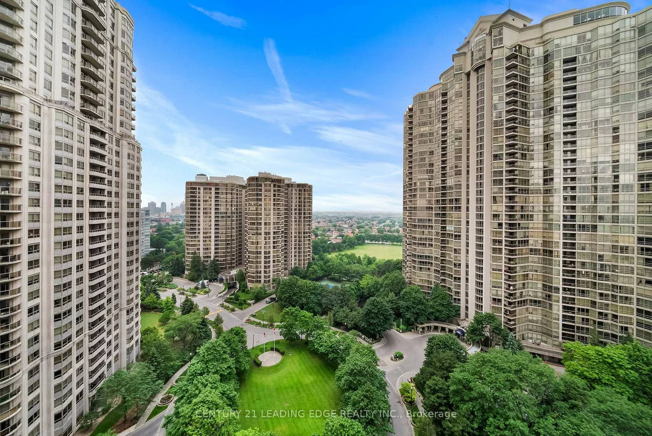 35, Kingsbridge Garden, Hurontario, Mississauga