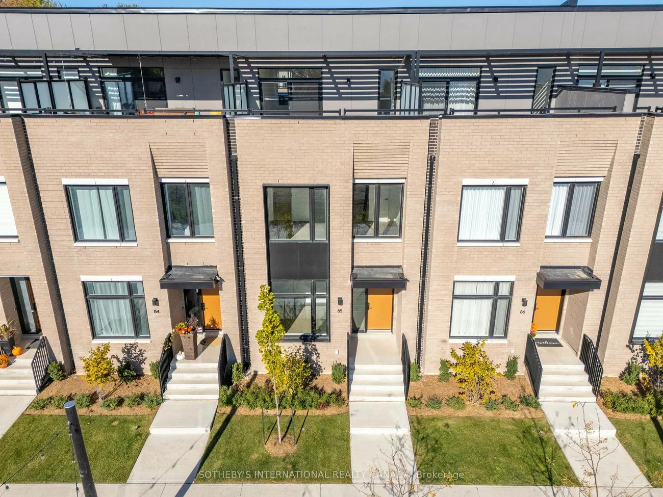 60, Lou Parsons Way, Port Credit, Mississauga