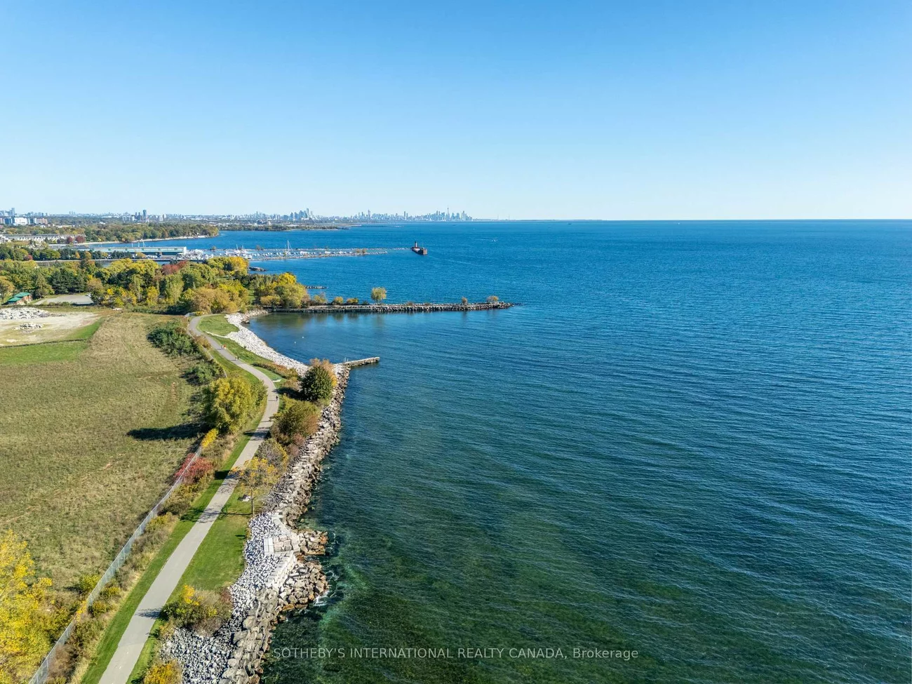 60, Lou Parsons Way, Port Credit, Mississauga