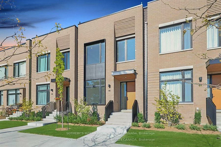 60, Lou Parsons Way, Port Credit, Mississauga