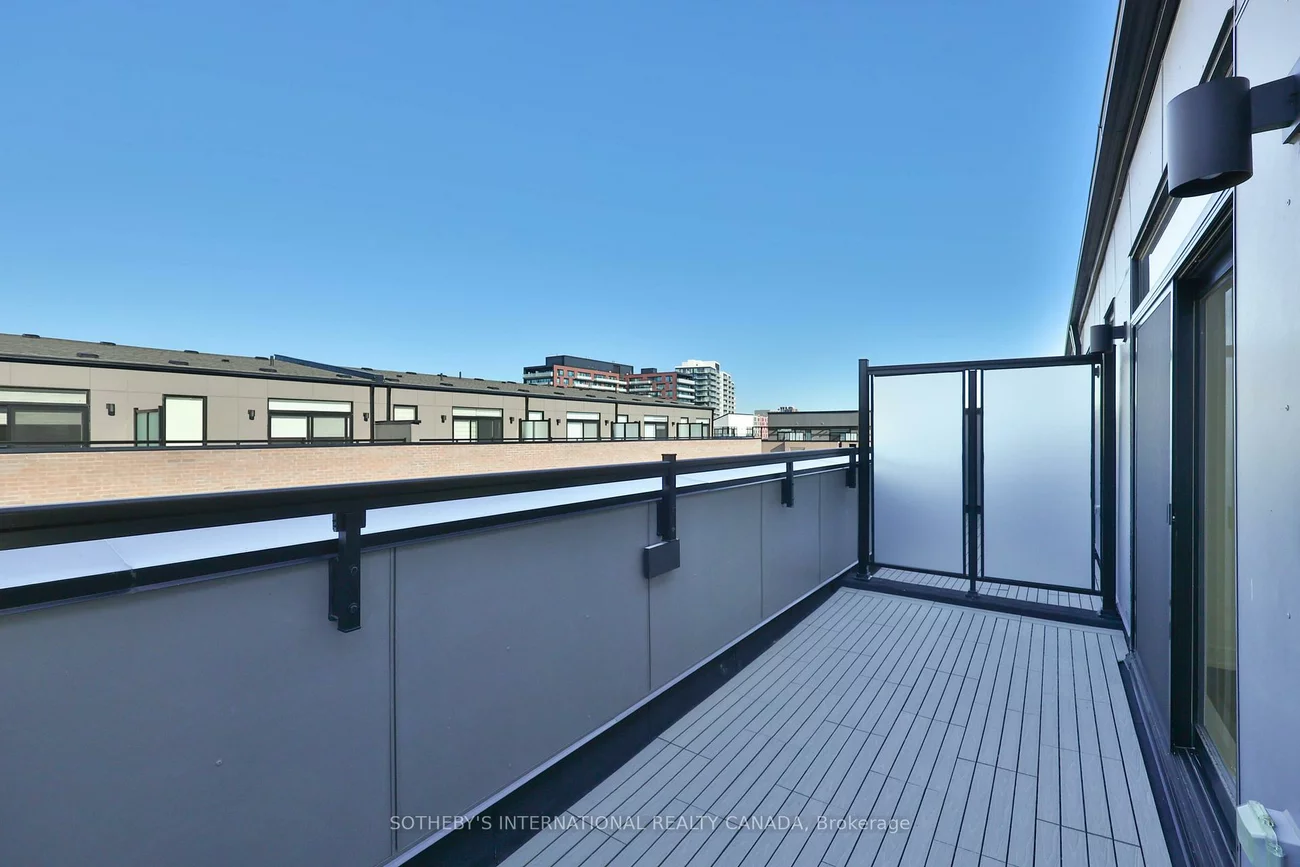 60, Lou Parsons Way, Port Credit, Mississauga