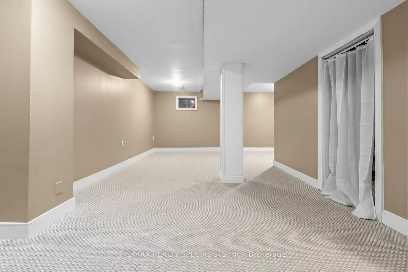 405, Hyacinthe, Mississauga Valleys, Mississauga